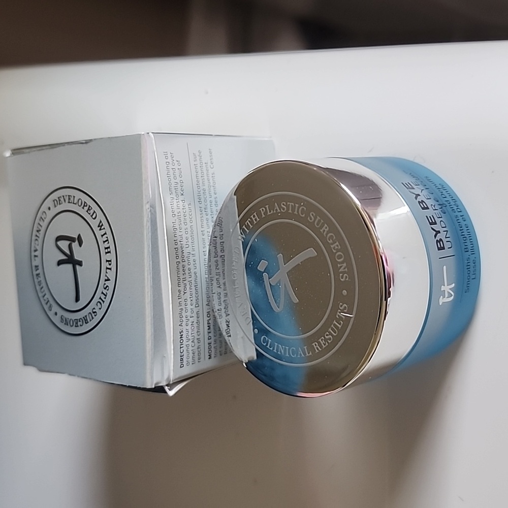 It cosmetics Bye Bye under eye cream